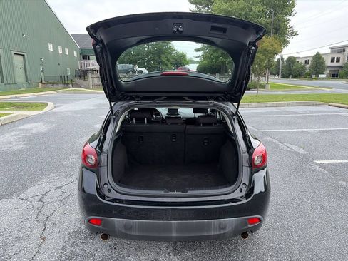 Used 2014 MAZDA MAZDA3 i Touring w/ Technology Package FWD image 12