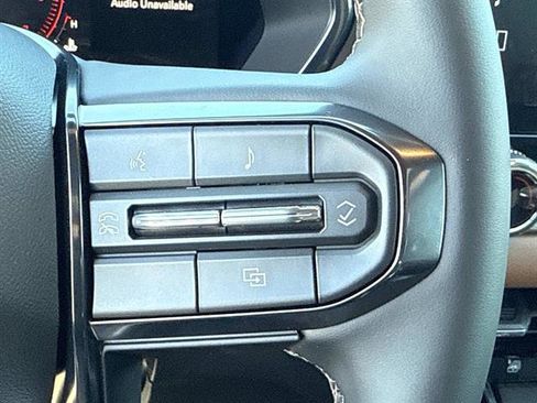 Used 2026 GMC Canyon AT4 image 24