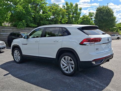 Used 2022 Volkswagen Atlas Cross Sport SE AWD/4WD image 4