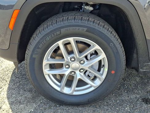 New 2026 Jeep Grand Cherokee Laredo X AWD/4WD image 19