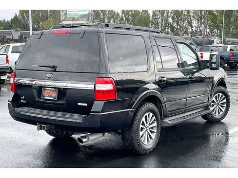 Used 2016 Ford Expedition XLT AWD/4WD image 15