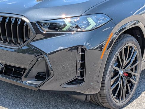 New 2027 BMW X6 xDrive40i w/ Climate Comfort Package AWD/4WD image 9