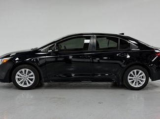 Used 2024 Toyota Corolla XLE video 2