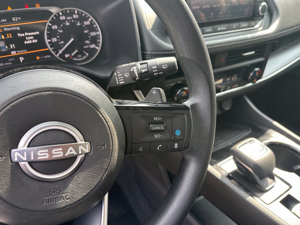 Used 2023 Nissan Rogue SV AWD/4WD image 18