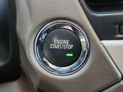 Used 2019 GMC Yukon Denali w/ Open Road Package AWD/4WD image 16