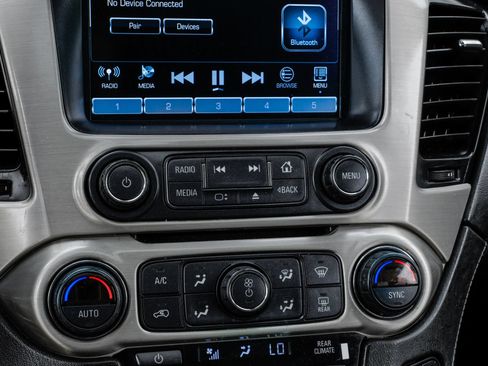 Used 2019 GMC Yukon Denali w/ Denali Ultimate Black Edition AWD/4WD image 34