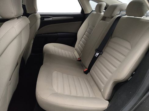 Used 2017 Ford Fusion S image 18