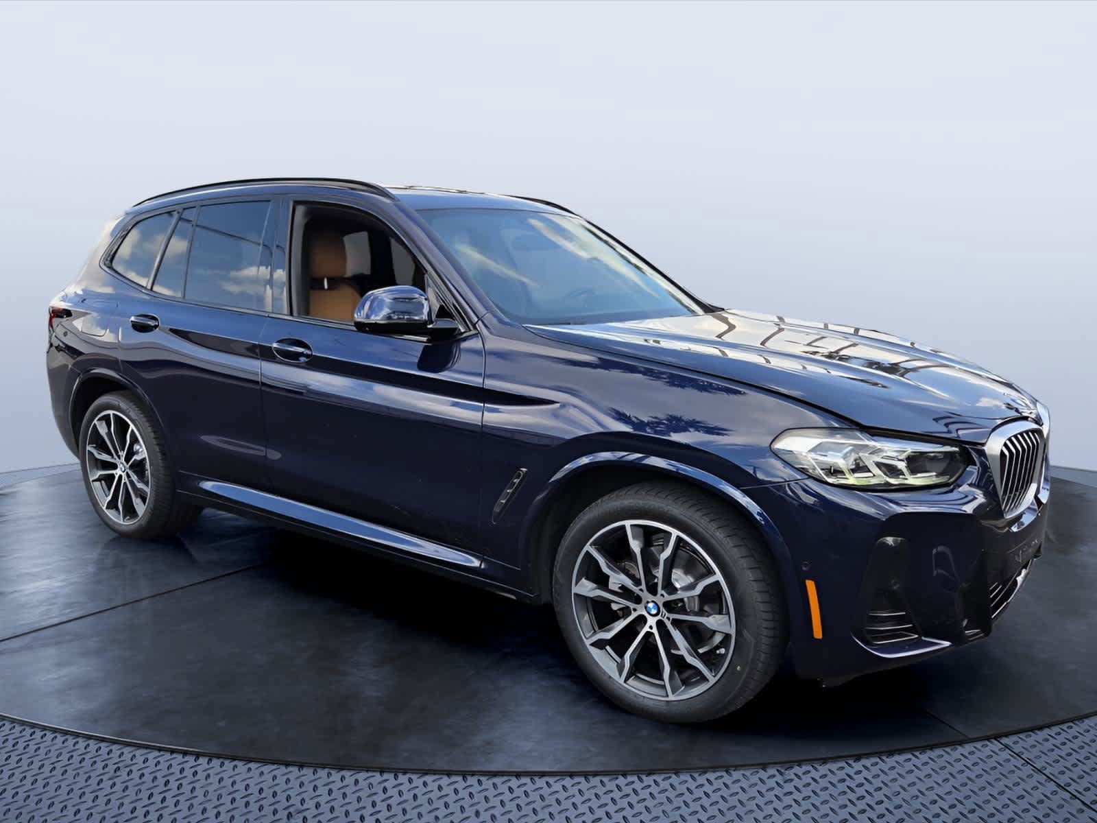 Used 2023 BMW X3 sDrive30i w/ M Sport Package RWD image 1