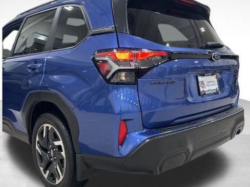 Certified 2025 Subaru Forester Premium image 14