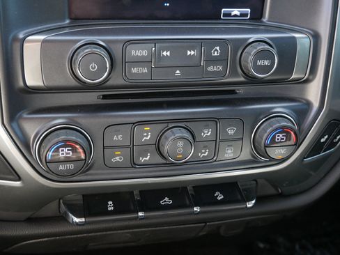 Used 2018 Chevrolet Silverado 1500 LT w/ All Star Edition AWD/4WD image 23