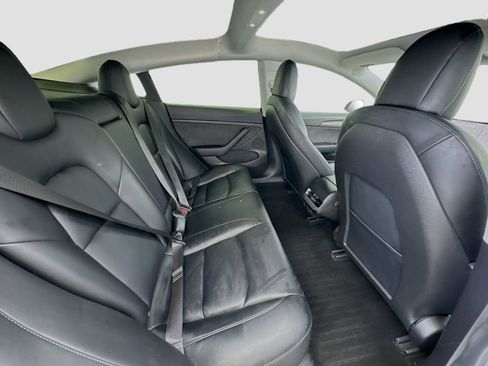 Used 2021 Tesla Model 3 Standard Range Plus RWD image 19
