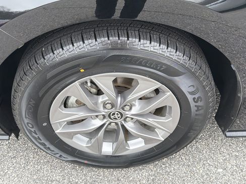 Certified 2024 Toyota Sienna LE image 20