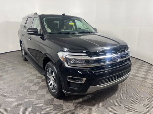 Used 2024 Ford Expedition Limited image 1