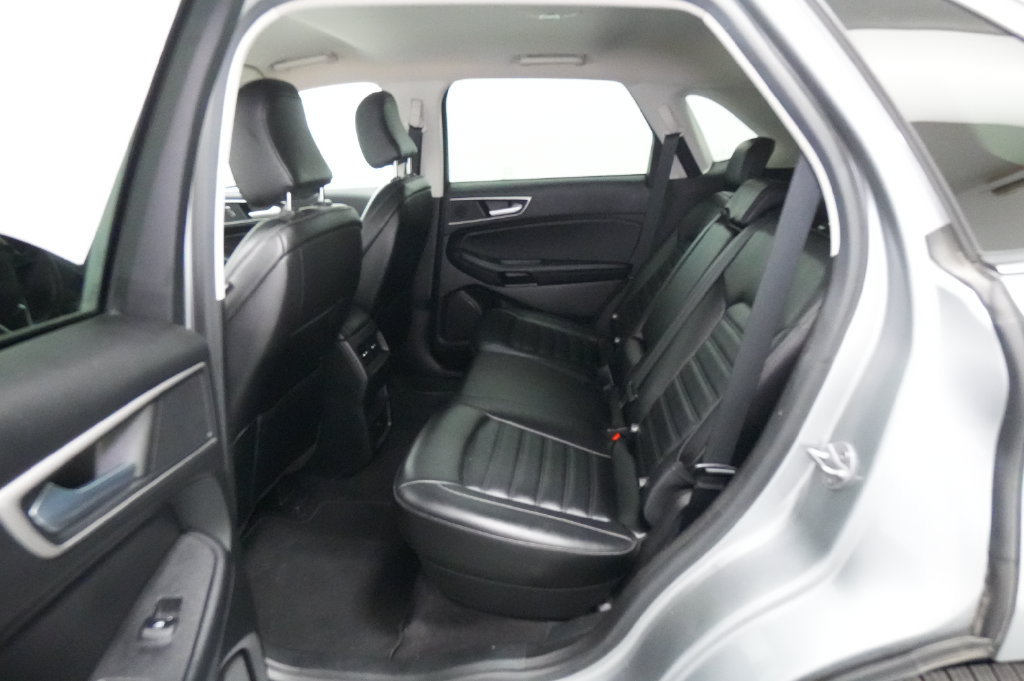 Used 2023 Ford Edge SEL AWD/4WD image 18