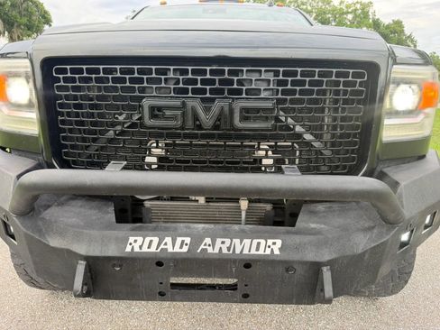 Used 2016 GMC Sierra 2500 Denali w/ Duramax Plus Package AWD/4WD image 26