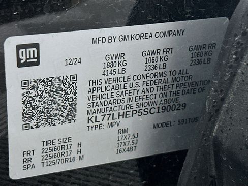 Used 2025 Chevrolet Trax LT image 12