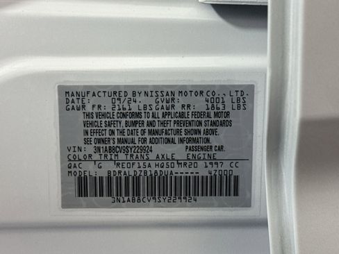 Used 2025 Nissan Sentra SV image 27