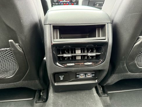 Used 2023 Jeep Grand Cherokee Laredo w/ Luxury Tech Group I image 24