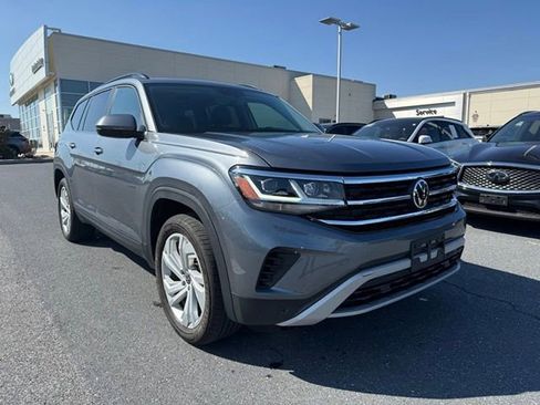 Used 2023 Volkswagen Atlas SE w/ Panoramic Sunroof Package image 1