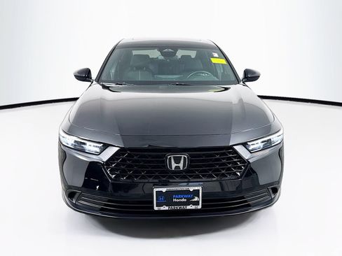 Used 2024 Honda Accord Sport image 2