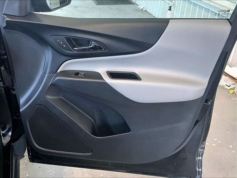 Used 2024 Chevrolet Equinox LS AWD/4WD image 12