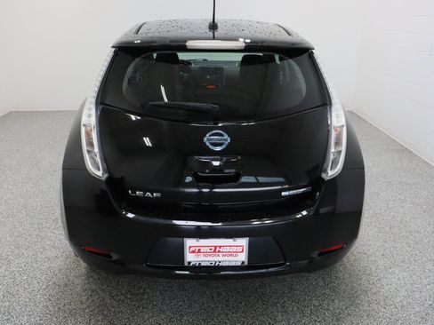 Used 2015 Nissan Leaf S w/ Charge Package FWD image 8