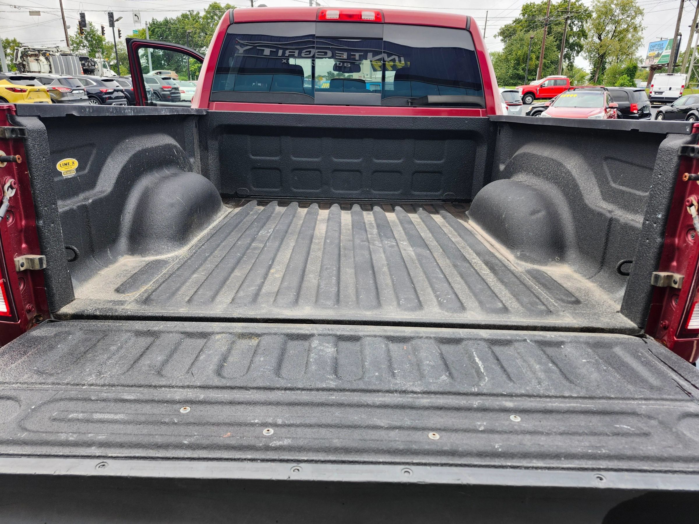 Used 2015 RAM 1500 Outdoorsman AWD/4WD image 29