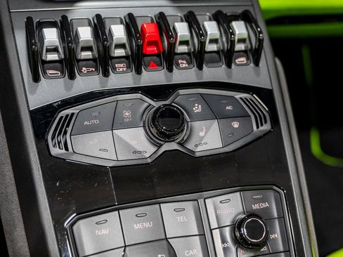 Used 2016 Lamborghini Huracan LP 610-4 AWD/4WD image 62