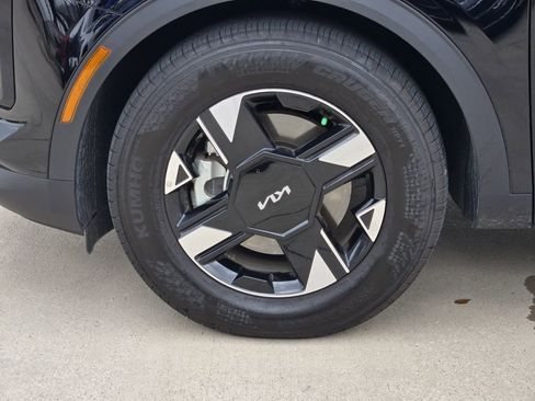 New 2026 Kia Sportage LX w/ LX Convenience Package image 9