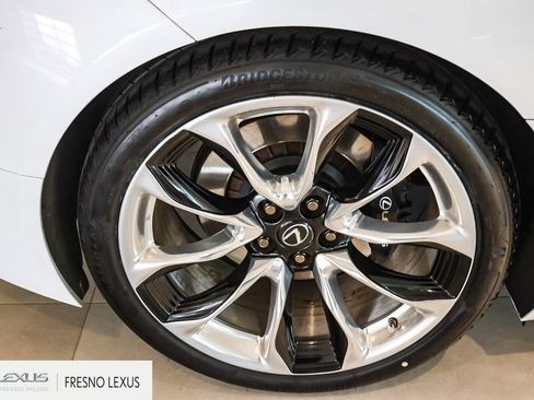 Used 2018 Lexus LC 500 Coupe w/ Sport Package image 8