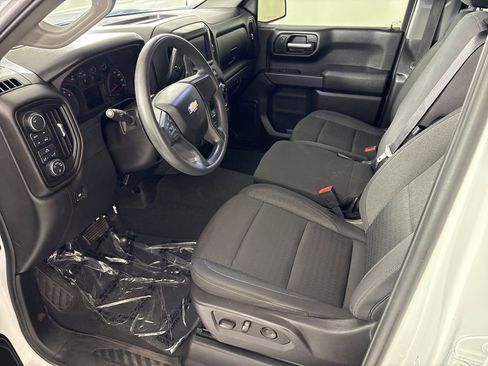 Used 2025 Chevrolet Silverado 1500 Custom AWD/4WD image 31