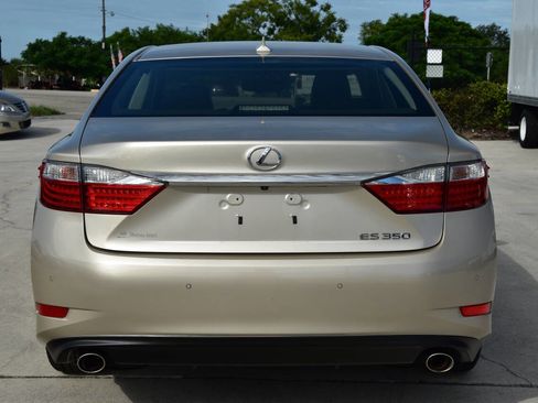 Used 2013 Lexus ES 350 image 6