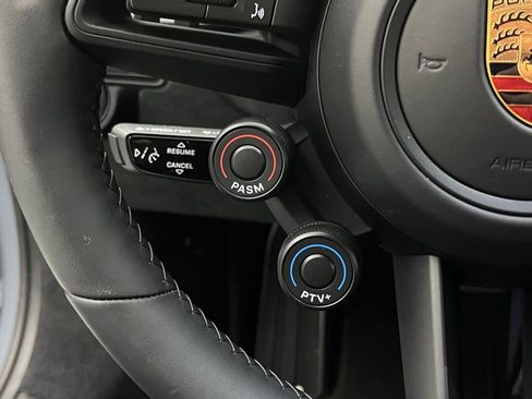 Used 2025 Porsche 911 GT3 RS image 14