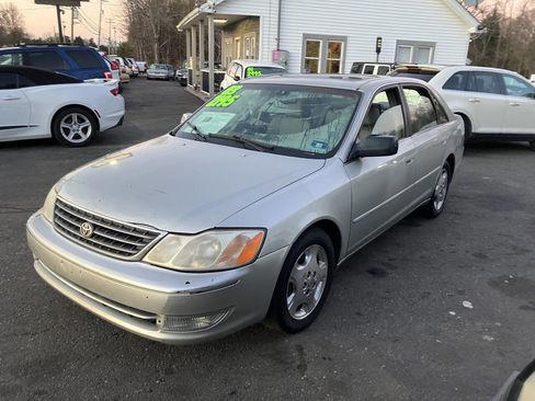 Used 2003 Toyota Avalon XLS image 4