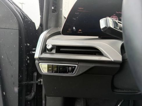 Certified 2026 Cadillac Vistiq Platinum w/ LPO, Floor Liner Package AWD/4WD image 20