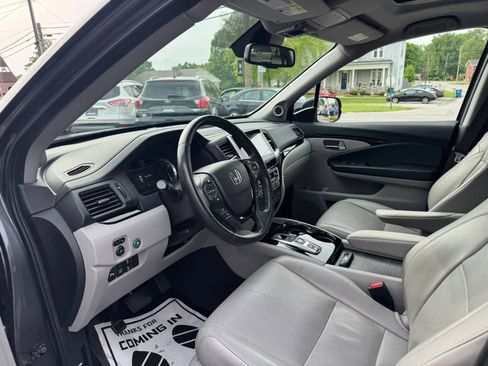 Used 2017 Honda Pilot Elite image 23