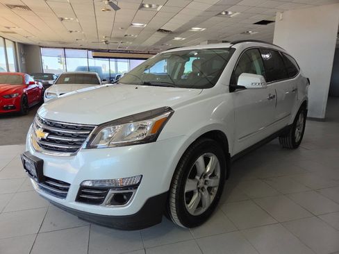 Used 2016 Chevrolet Traverse LTZ AWD/4WD image 3