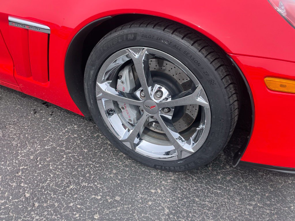Used 2010 Chevrolet Corvette Grand Sport w/ Preferred Equipment Group RWD image 3