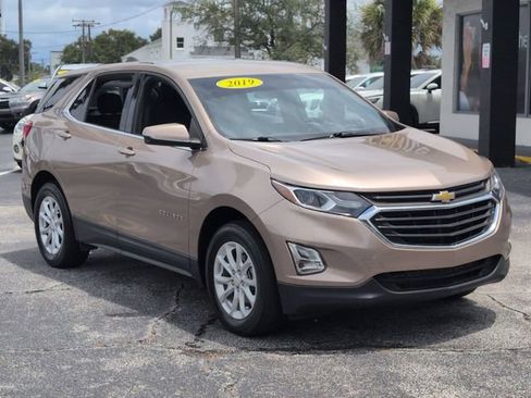 Used 2019 Chevrolet Equinox LT AWD/4WD image 3