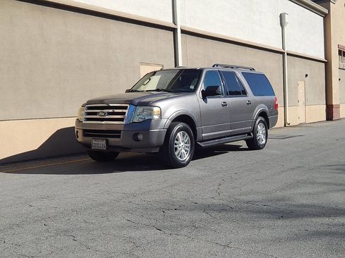 Used 2014 Ford Expedition EL XLT w/ Leather Seating Package image 8