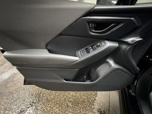 Used 2024 Subaru Crosstrek 2.0i Premium image 19