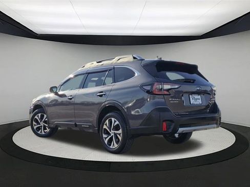 Used 2020 Subaru Outback Touring w/ Popular Package #2 image 5