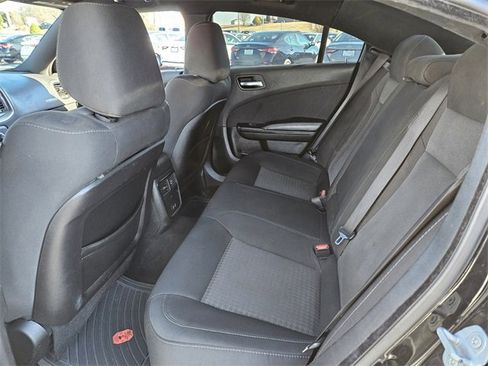 Used 2019 Dodge Charger SXT image 8