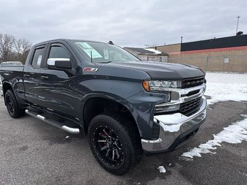 Used 2019 Chevrolet Silverado 1500 LT w/ All-Star Edition image 9