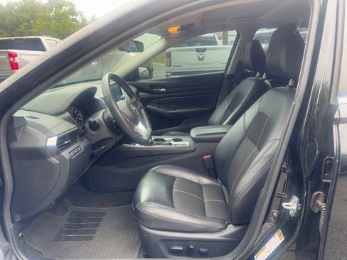 Used 2022 Nissan Altima 2.5 SR w/ Midnight Edition Package AWD/4WD image 18