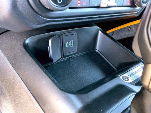 Used 2023 Ford Bronco Badlands image 26