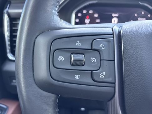 Used 2025 GMC Sierra 3500 Denali Ultimate image 33