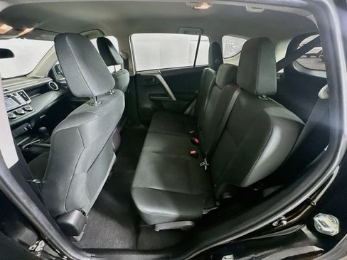 Used 2018 Toyota RAV4 LE w/ All Weather Liner Package AWD/4WD image 25