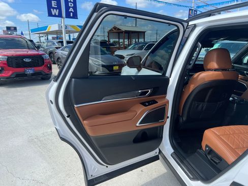Used 2025 Kia Telluride SX Prestige X-Line AWD/4WD image 12