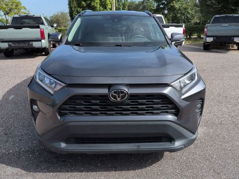 Used 2020 Toyota RAV4 XLE FWD image 9
